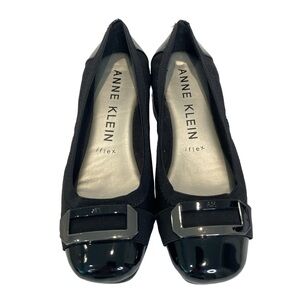 ANN KLEIN UPLIFT 2 FLATS. BLACK PATENT. BUCKLE DETAIL. SIZE 6.5. COMFORTABLE.